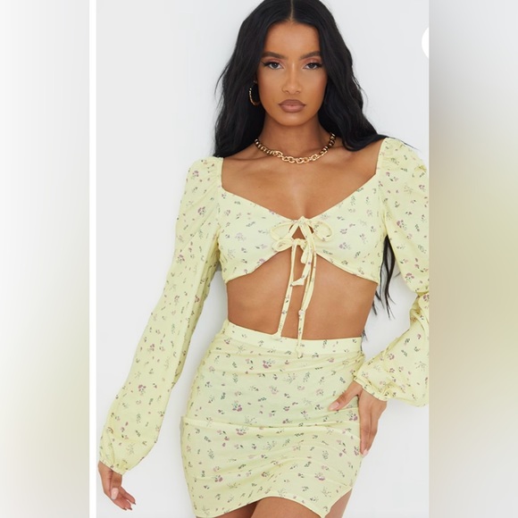 Pretty little thing Yellow mini skirt and top - Picture 8 of 16